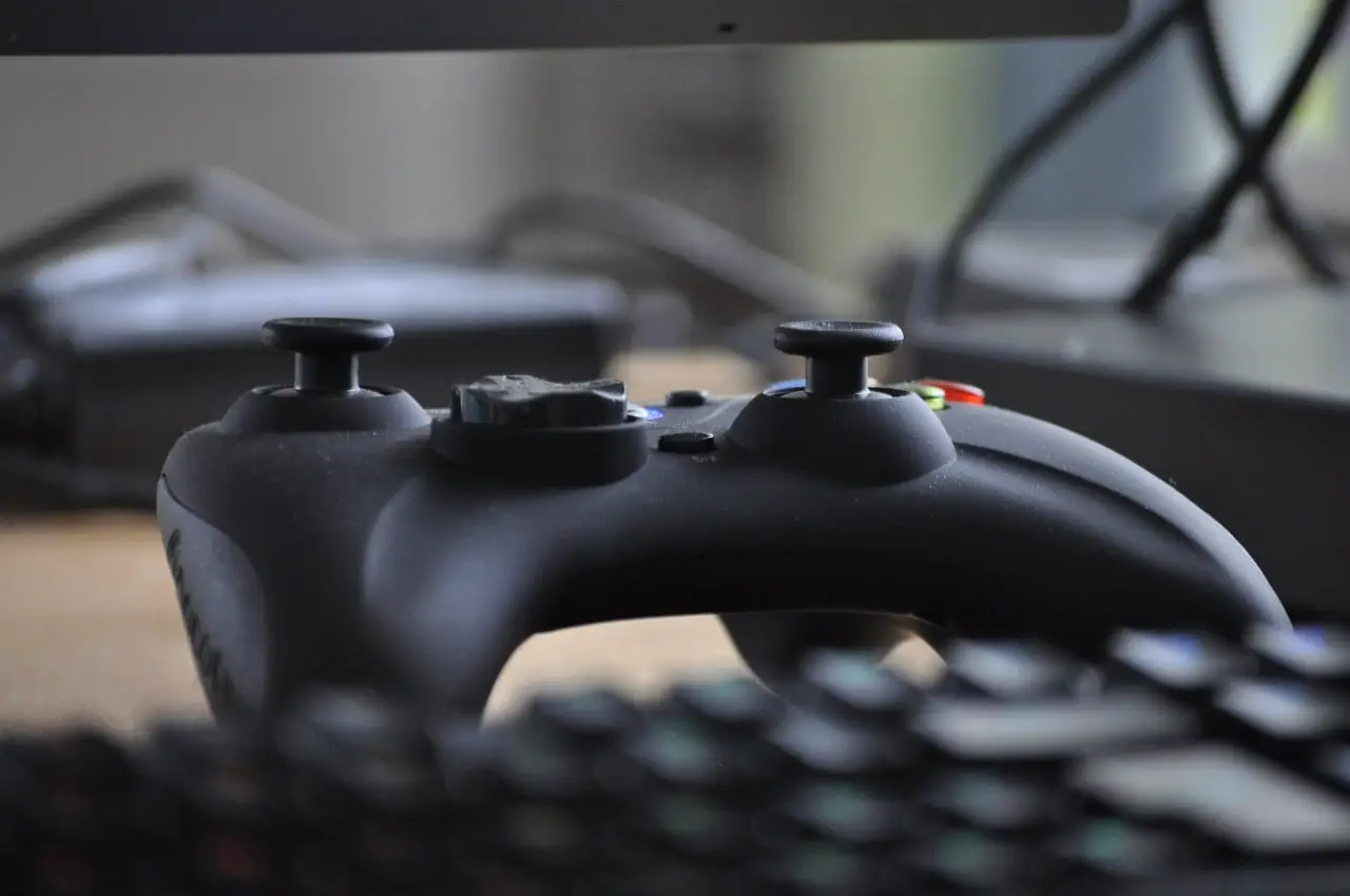17 Legit Ways To Get Free Xbox Gift Cards and Codes (2026)