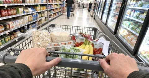 5 Frugal Shopping Tips, Ranked by How Fast They Cut Your Grocery Bill