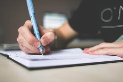 7 Best Online Freelance Writing Jobs That Pay $500+/Month