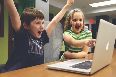 9 Free Ways to Make Money Playing Games Online in 2026