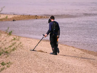 10 Legit Ways to Make Money Treasure Hunting