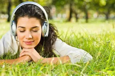 Music Xray Review: Earn Cash Listening to Music Online