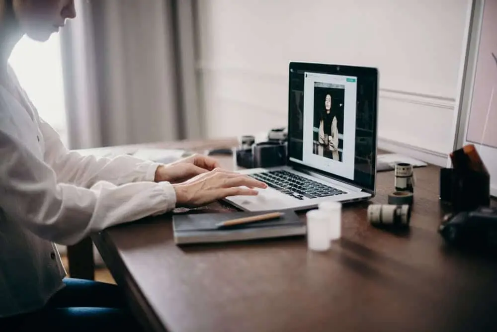 60 Legit Online Jobs That Are Flexible and Pay Well in 2026
