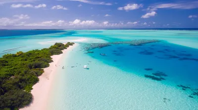 17 Smart Ways to Save Money When Traveling Abroad
