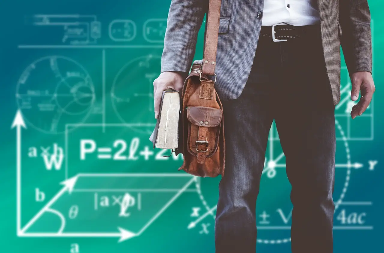 10 Best Side Jobs for Teachers (Flexible & High-Paying)
