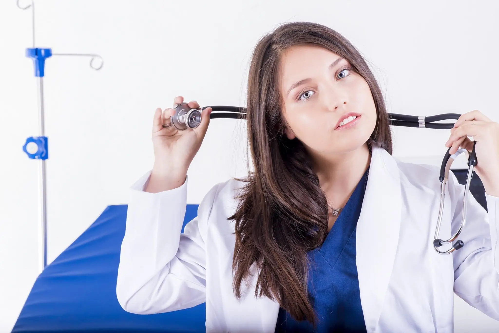 12 Best Side Jobs for Nurses to Make Extra Money