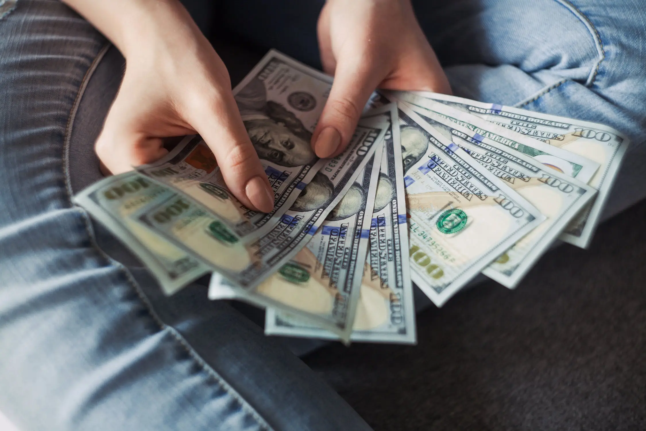 Slidejoy Review: Earn $10/Month Just By Unlocking Your Phone Screen
