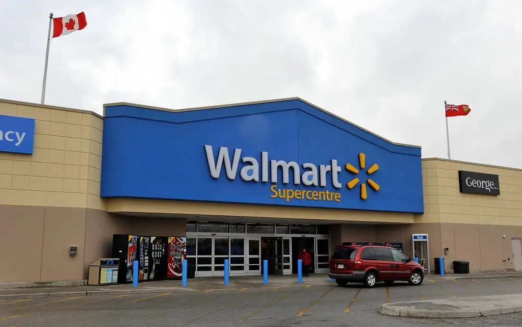 3 Walmart Cash Back Hacks That Save You Up to 12.5% Every Trip
